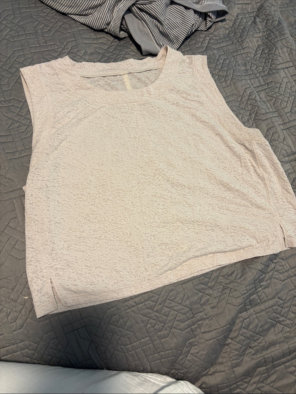 lululemon athletica Light Pink Cropped Sleeveless Tank